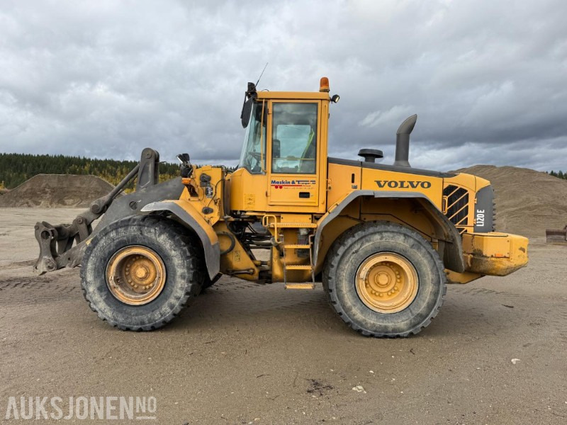 Wiellader 2006 Volvo L120E - Sentralsmøring - 14887 timer