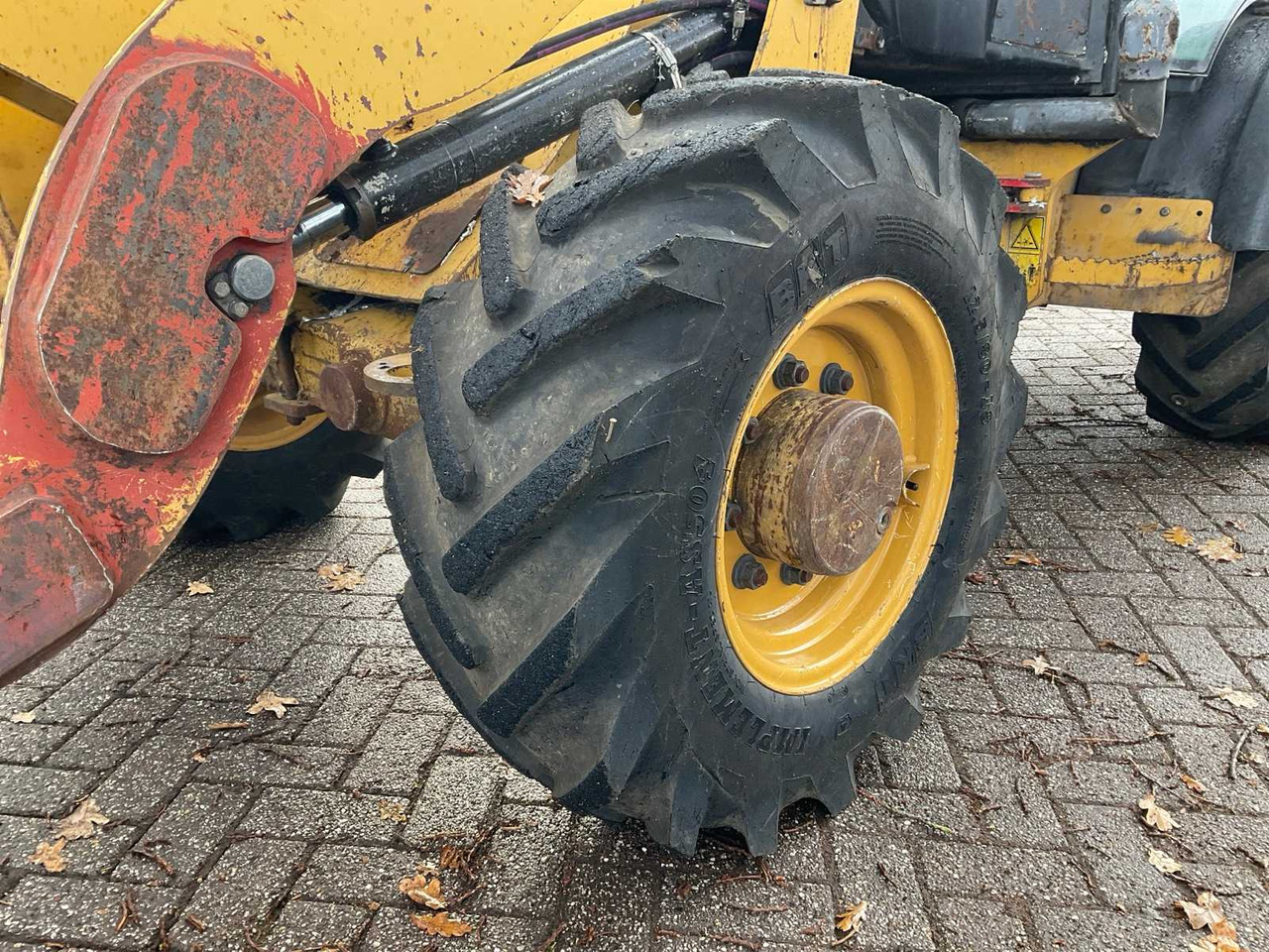 Wiellader 2011 CATERPILLAR 906H SHOVEL