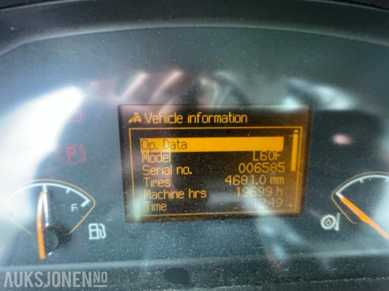 Wiellader 2011 VOLVO L60F HJULLASTER - SPAKSTYRING - NYE DEKK - BBS - 3-4 FUNKSJON - PALLEGAFLER - SKUFFE - KAMERA - MYE PÅKOSTET!