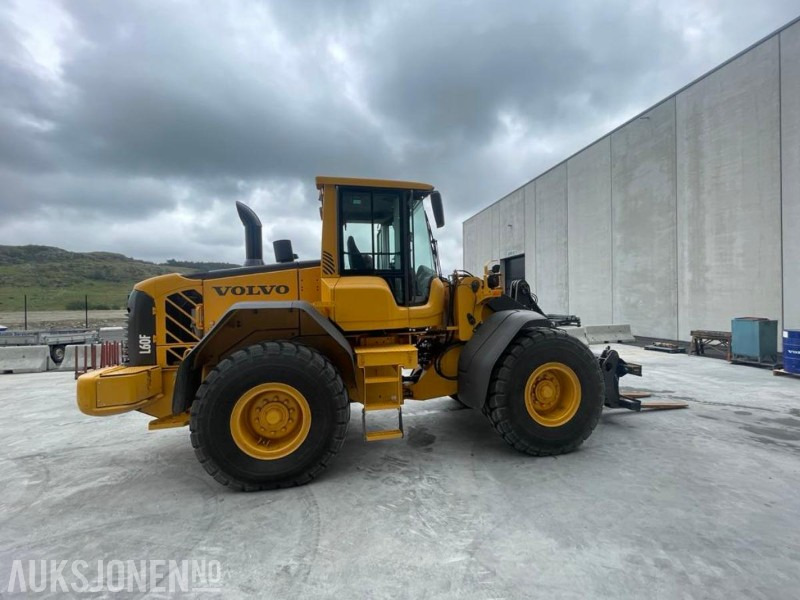 Wiellader 2011 VOLVO L60F HJULLASTER - SPAKSTYRING - NYE DEKK - BBS - 3-4 FUNKSJON - PALLEGAFLER - SKUFFE - KAMERA - MYE PÅKOSTET!
