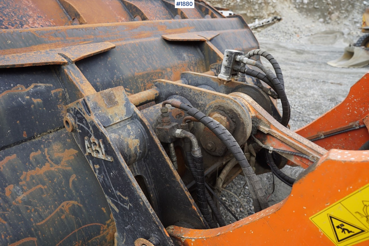 Wiellader 2012 Hitachi ZW220