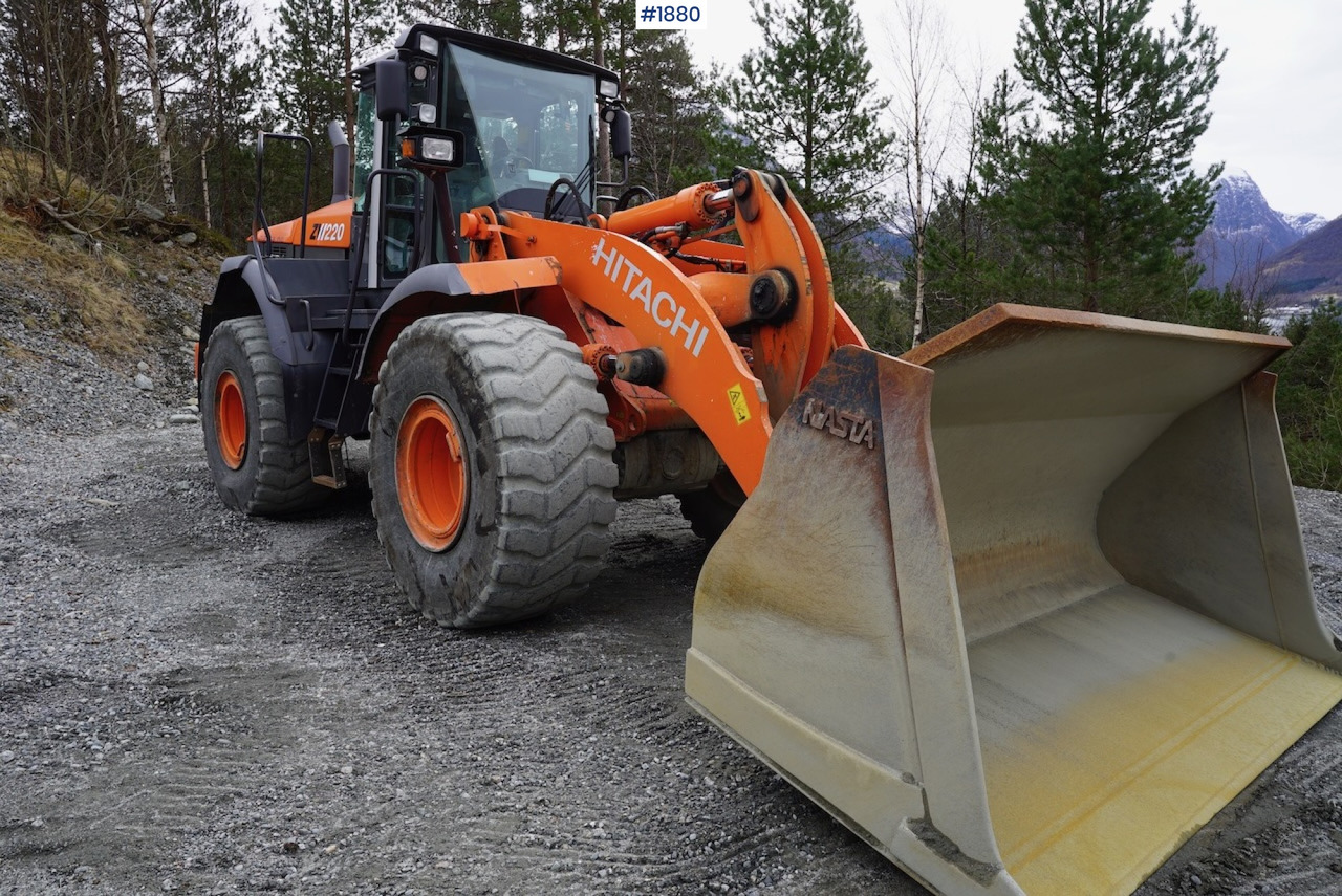 Wiellader 2012 Hitachi ZW220