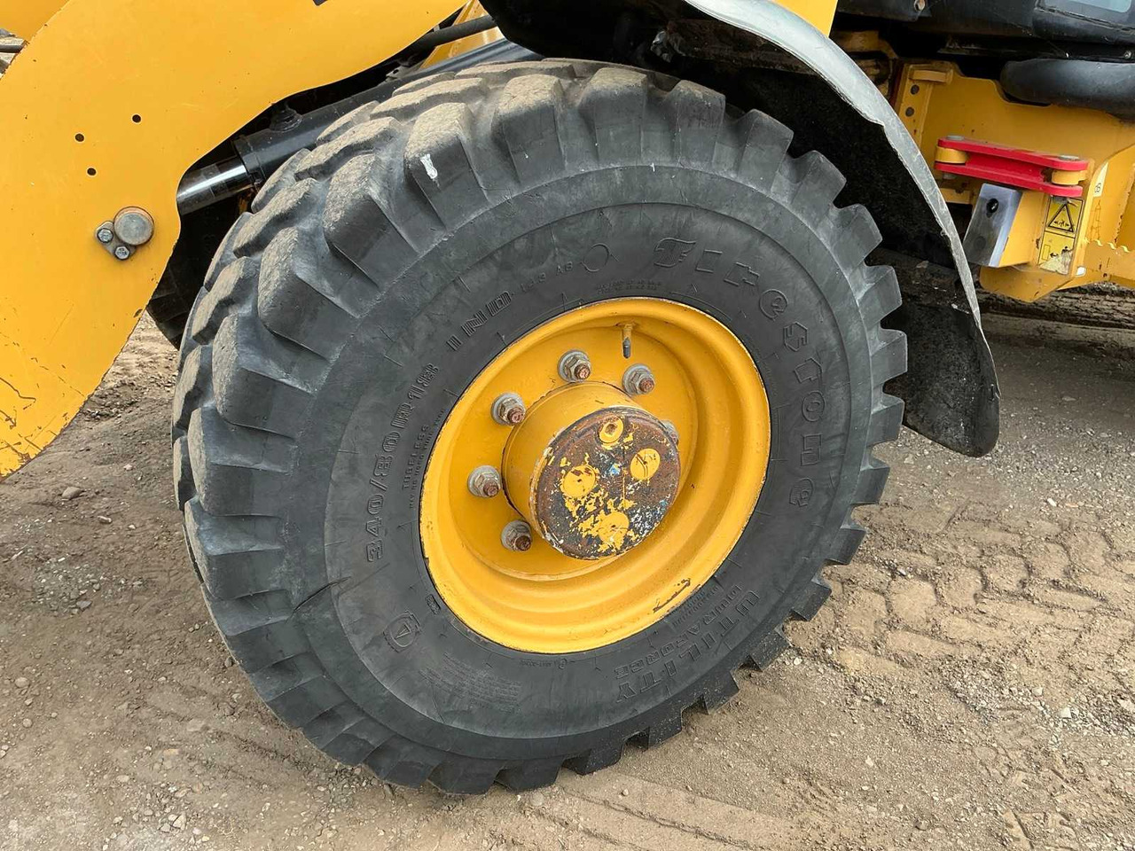 Wiellader 2015 CATERPILLAR 906H SHOVEL