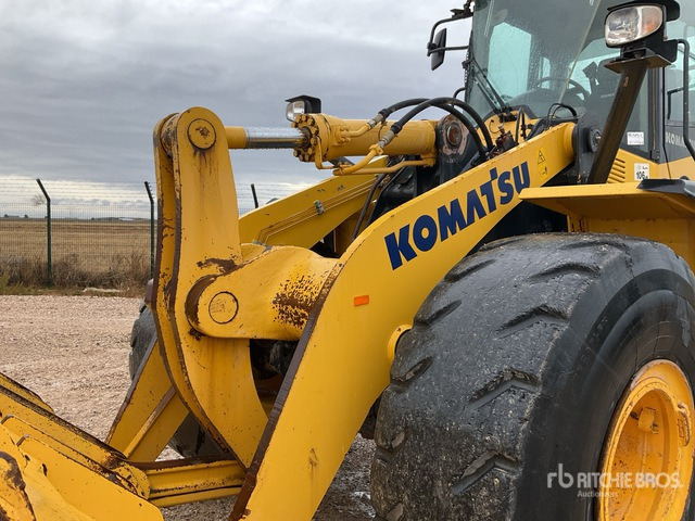 Wiellader 2015 Komatsu WA380-7 Wheel Loader