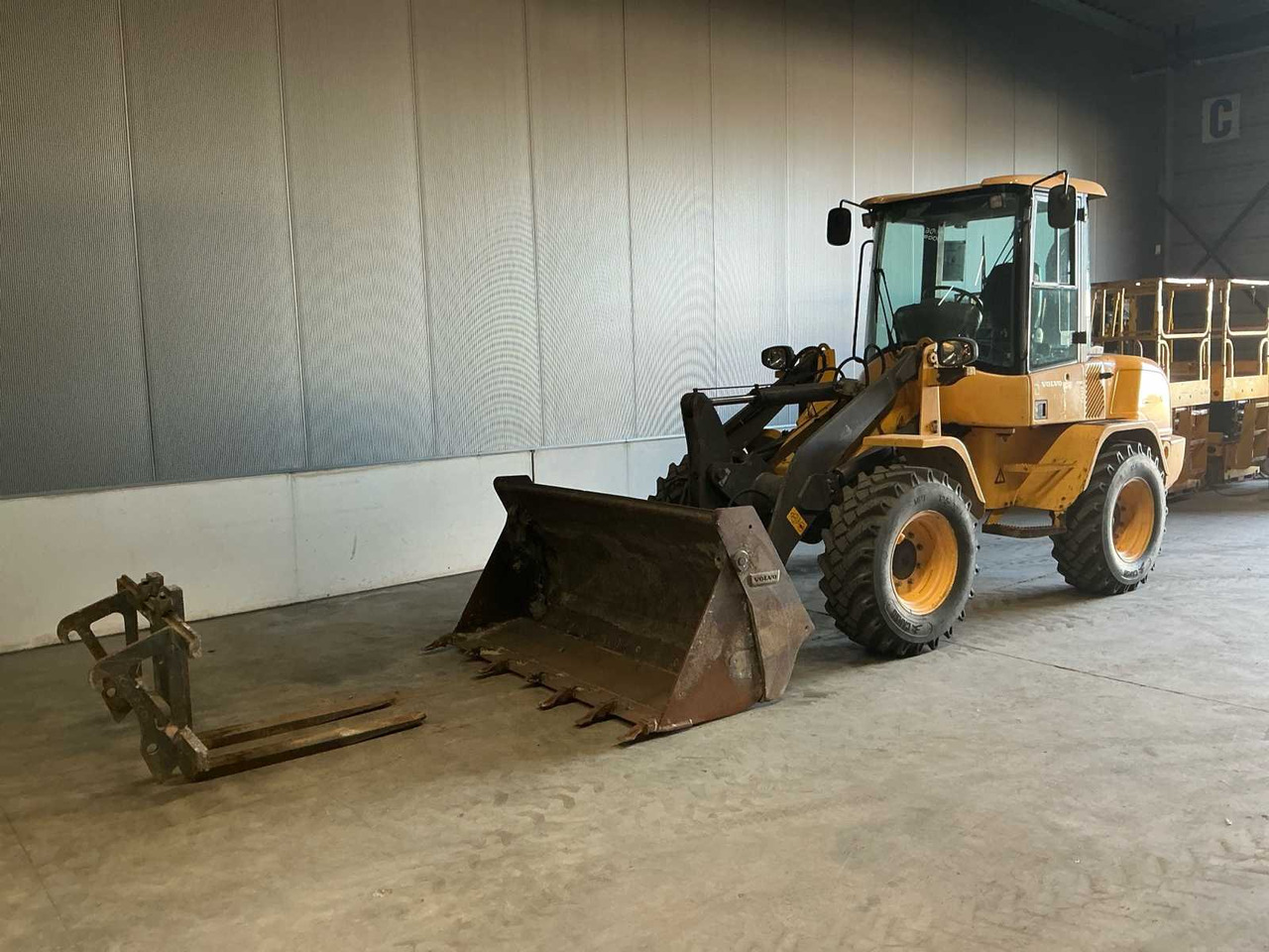 Wiellader 2016 VOLVO L30G SHOVEL