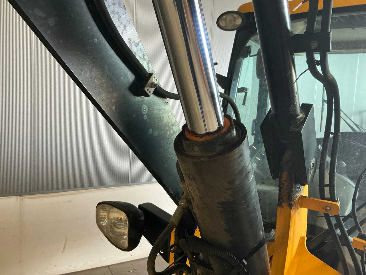 Wiellader 2017 JCB 406 SHOVEL