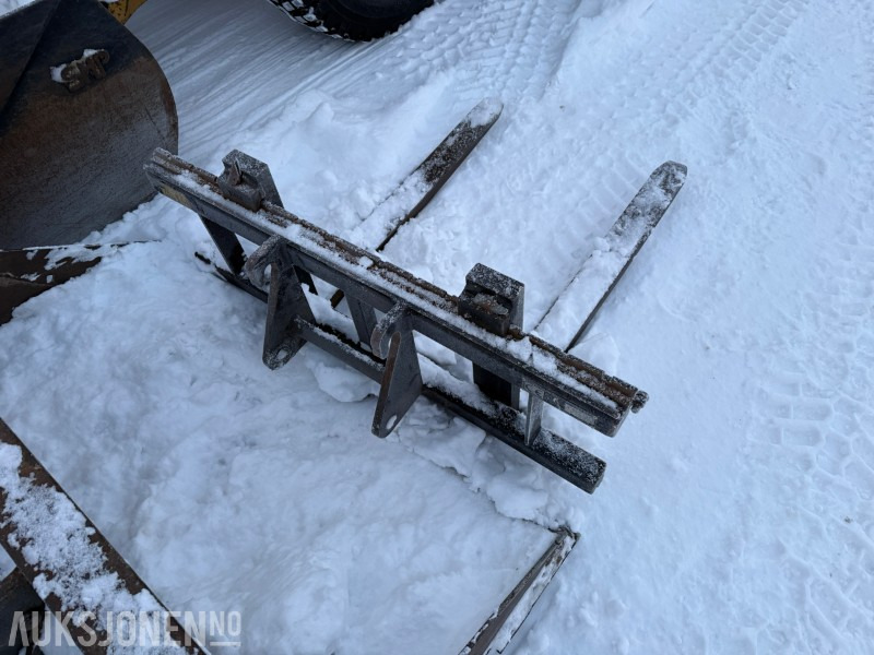 Wiellader 2017 KramerAllrad 5035 - Pallegaffler - Planeringsskuffe - 1543T