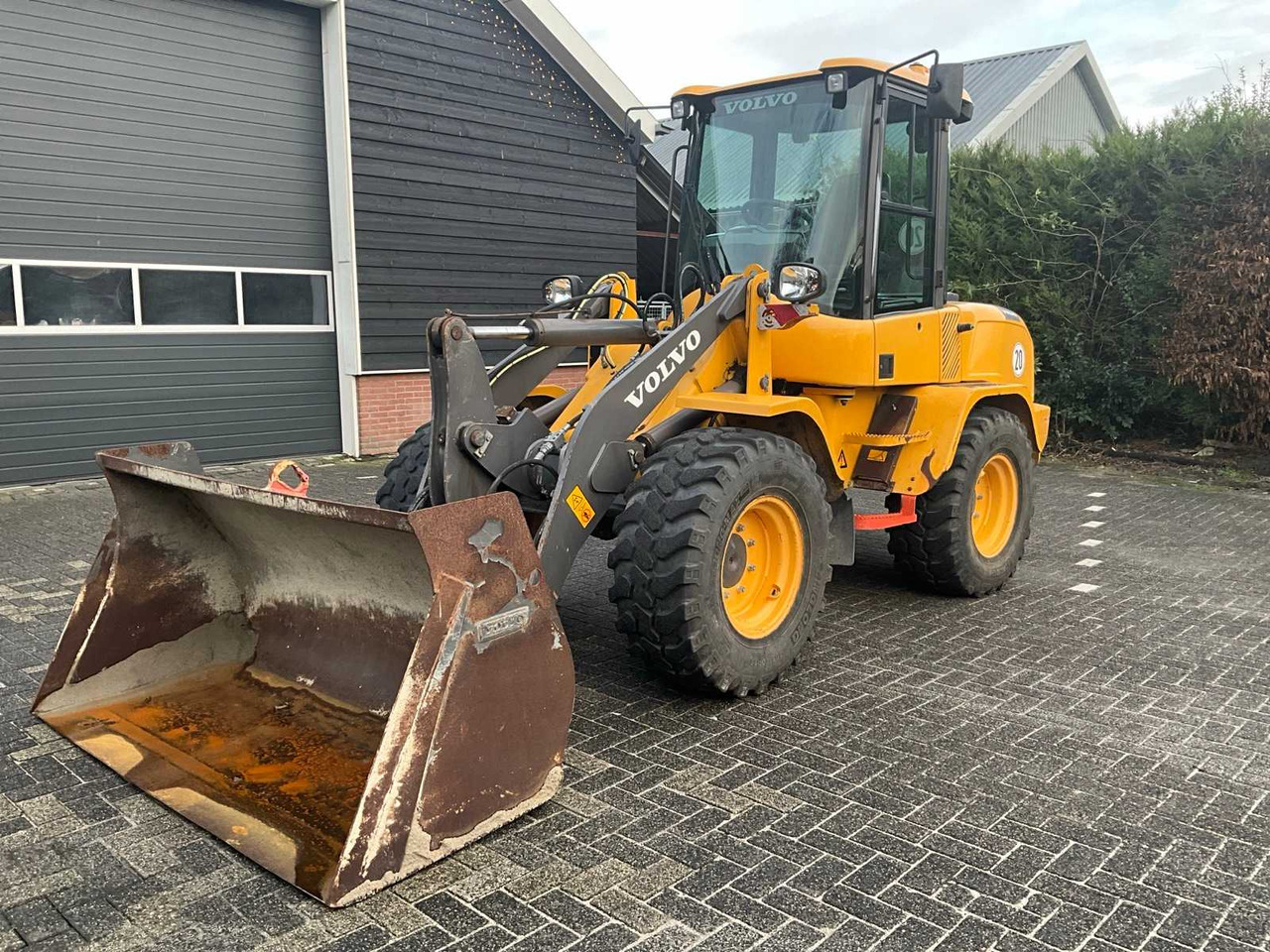 Wiellader 2017 VOLVO L30G SHOVEL