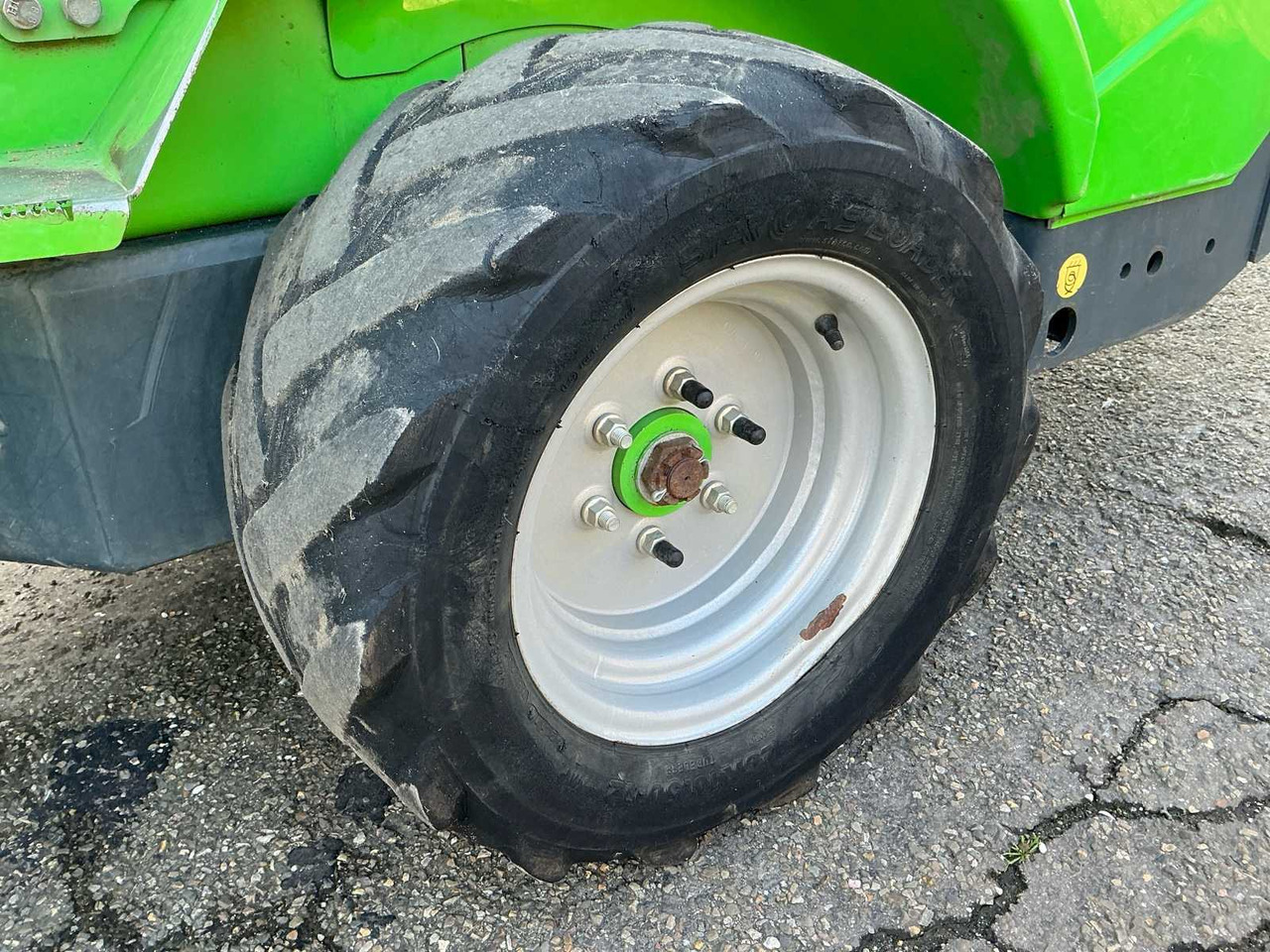 Wiellader 2018 AVANT M528 SHOVEL