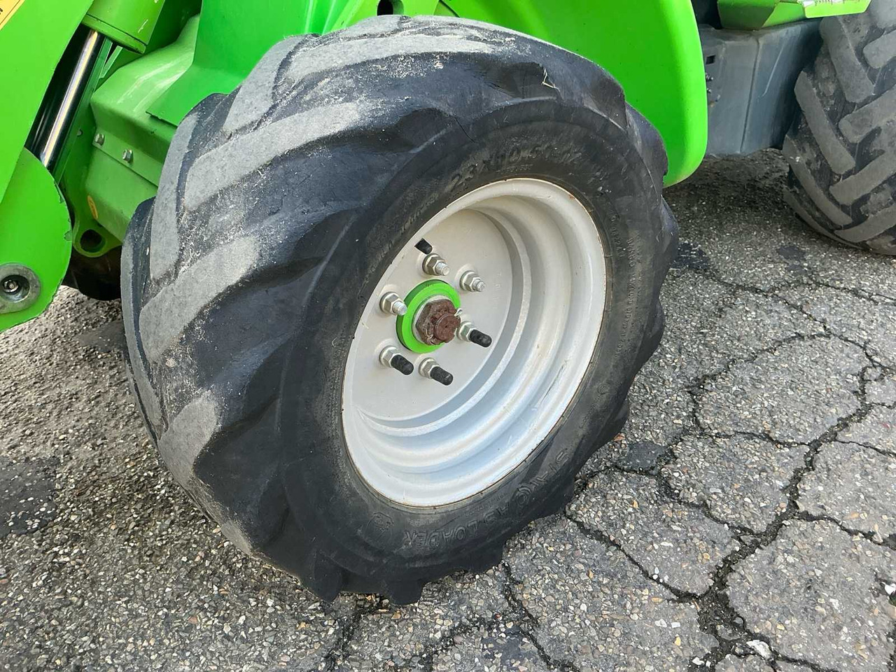 Wiellader 2018 AVANT M528 SHOVEL