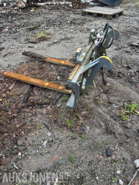 Wiellader 2018 Case 321F hjullaster - Universalskuffe - Hydraulisk pallegafler - Stark relax v-plog - kun 1798 timer