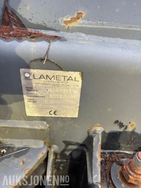 Wiellader 2018 Case 321F hjullaster - Universalskuffe - Hydraulisk pallegafler - Stark relax v-plog - kun 1798 timer