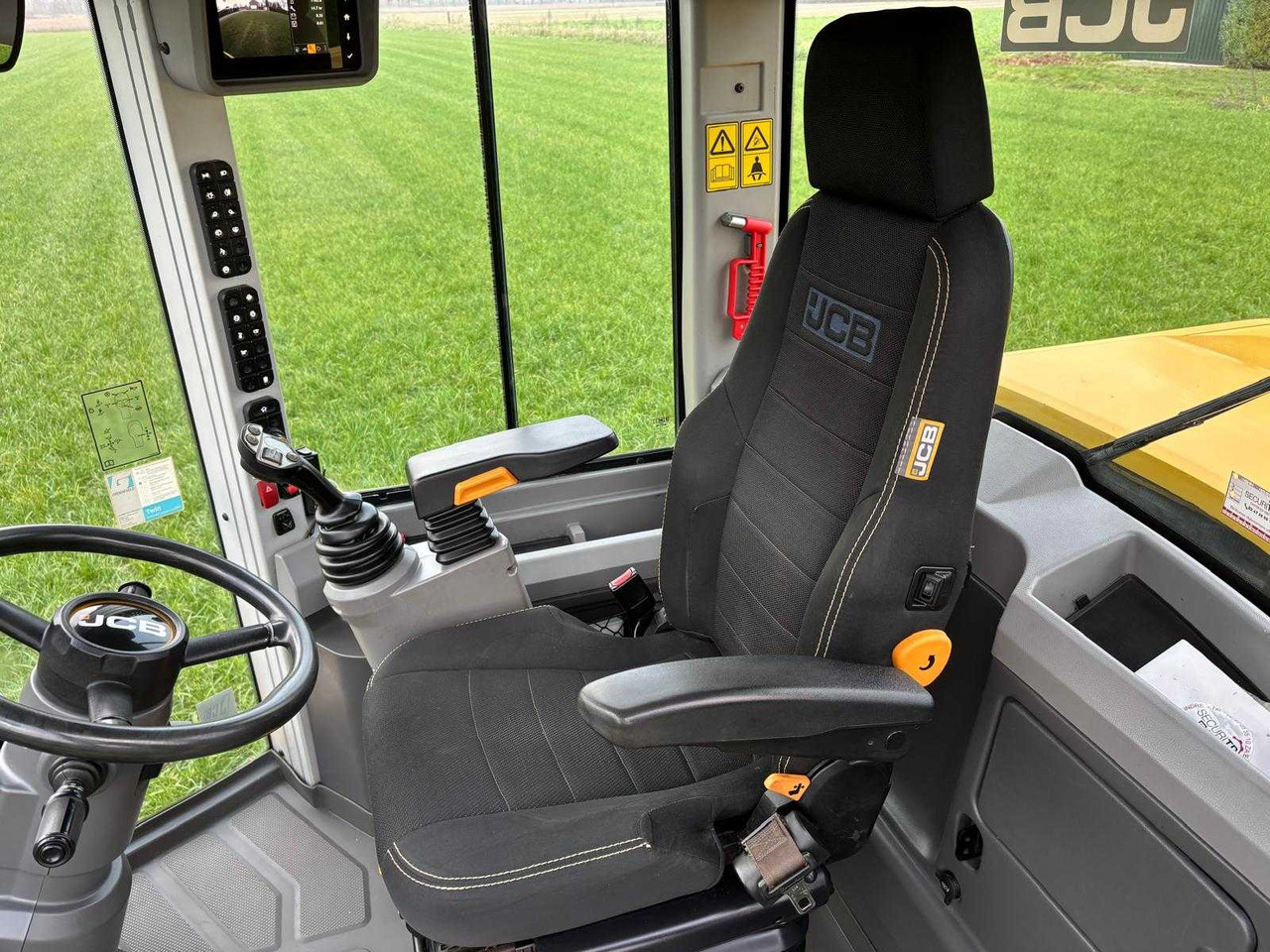 Wiellader 2018 JCB 437 SHOVEL