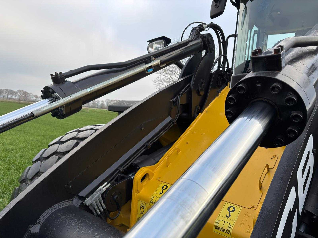 Wiellader 2018 JCB 437 SHOVEL