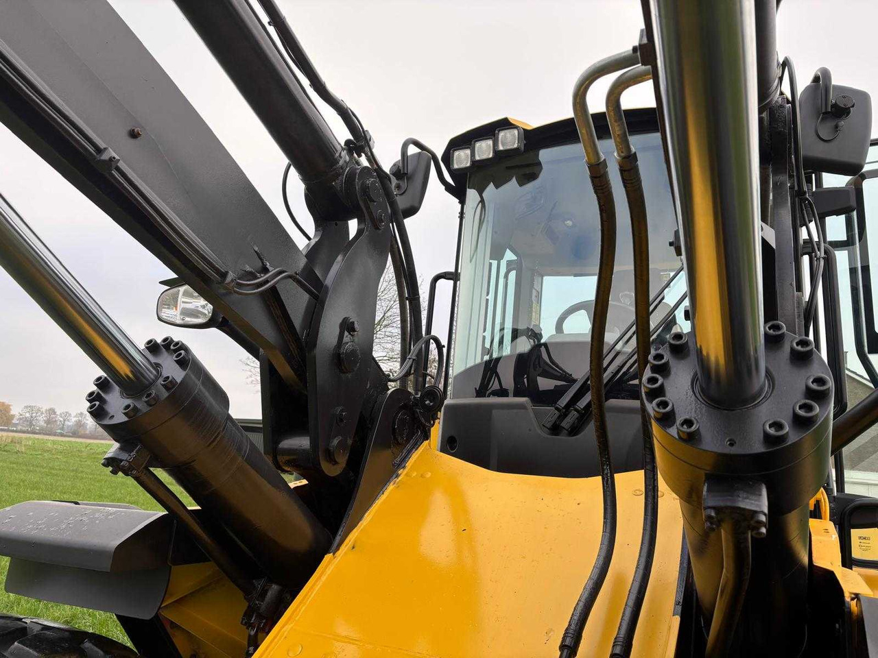Wiellader 2018 JCB 437 SHOVEL