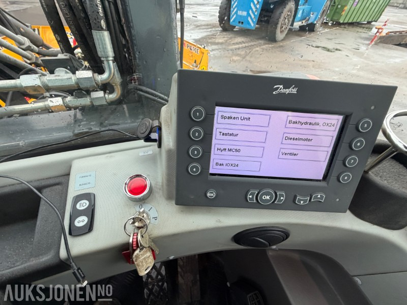 Wiellader 2018 Lundberg hymas 5240 hjullaster - U-plog - Skuffe - Tilleggshydraulikk - Kun 1540 timer!