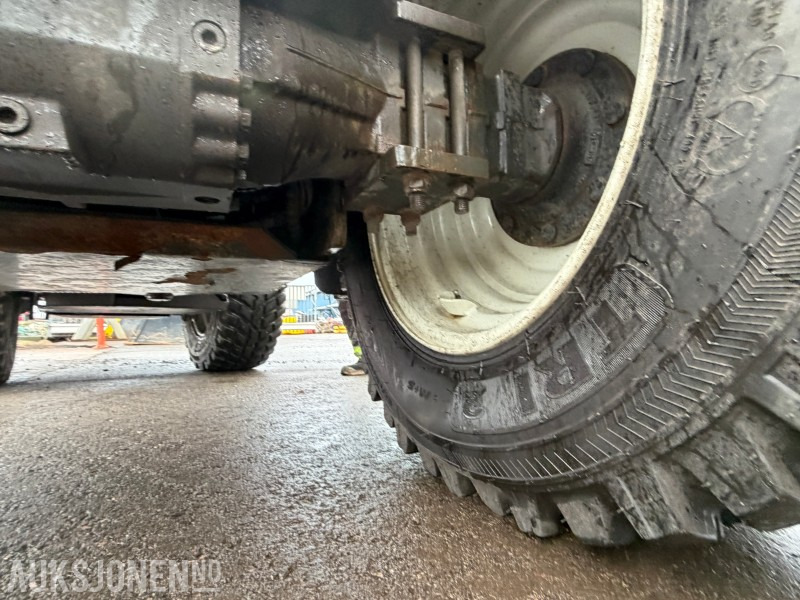 Wiellader 2018 Lundberg hymas 5240 hjullaster - U-plog - Skuffe - Tilleggshydraulikk - Kun 1540 timer!