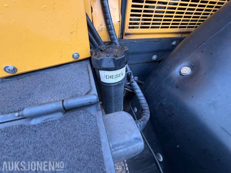 Wiellader 2018 Lundberg hymas 5240 hjullaster - U-plog - Skuffe - Tilleggshydraulikk - Kun 1540 timer!