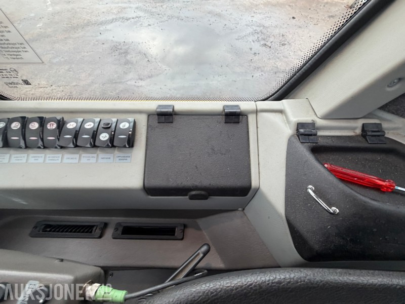 Wiellader 2018 Lundberg hymas 5240 hjullaster - U-plog - Skuffe - Tilleggshydraulikk - Kun 1540 timer!