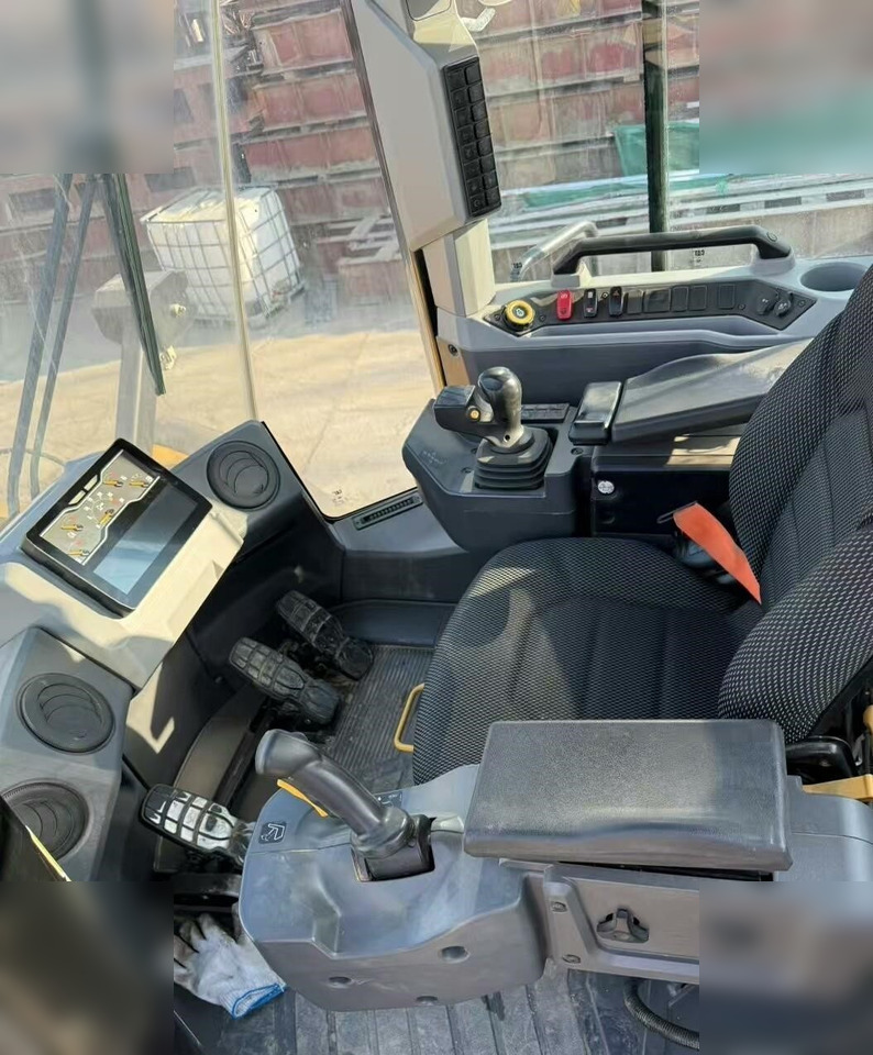 Wiellader 2022 CATERPILLAR 982