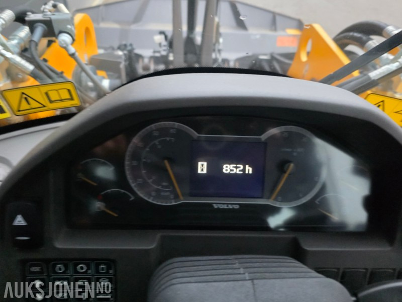 Wiellader 2022 Volvo L110H hjullaster kun 852 timer