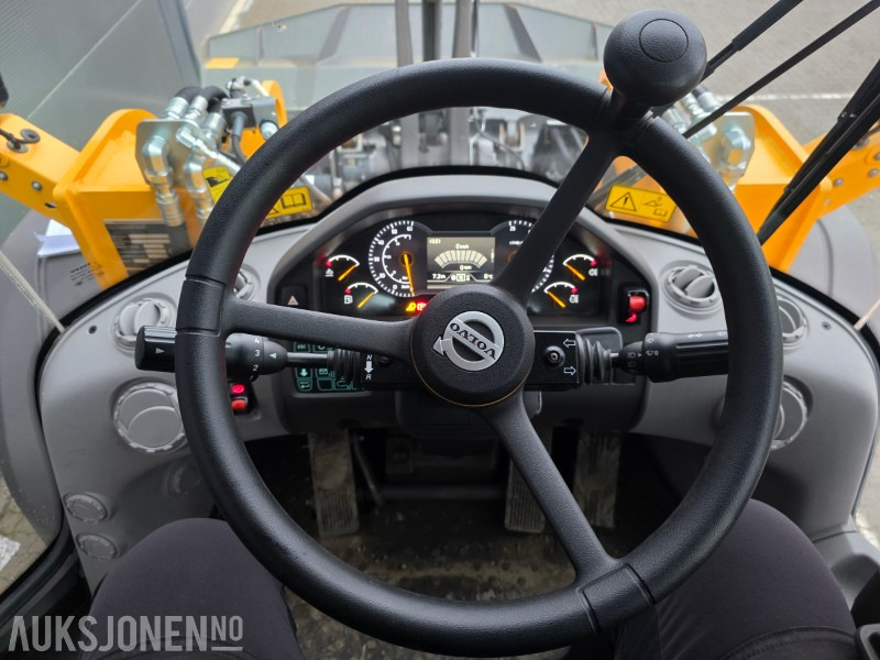 Wiellader 2022 Volvo L110H hjullaster kun 852 timer