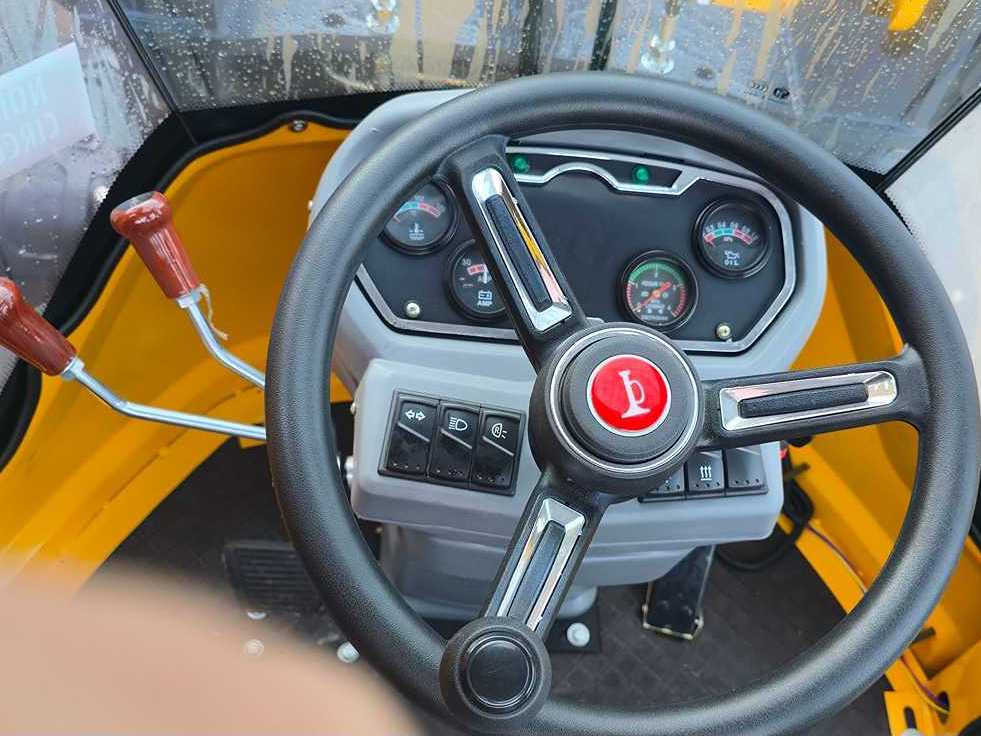 Wiellader 2025 - BLANCHE - TW36 - SHOVEL