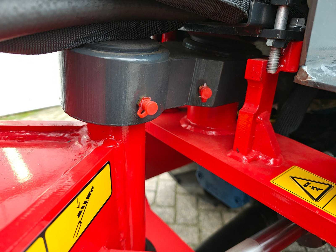 Wiellader 2025 MINILOADER 2500KG