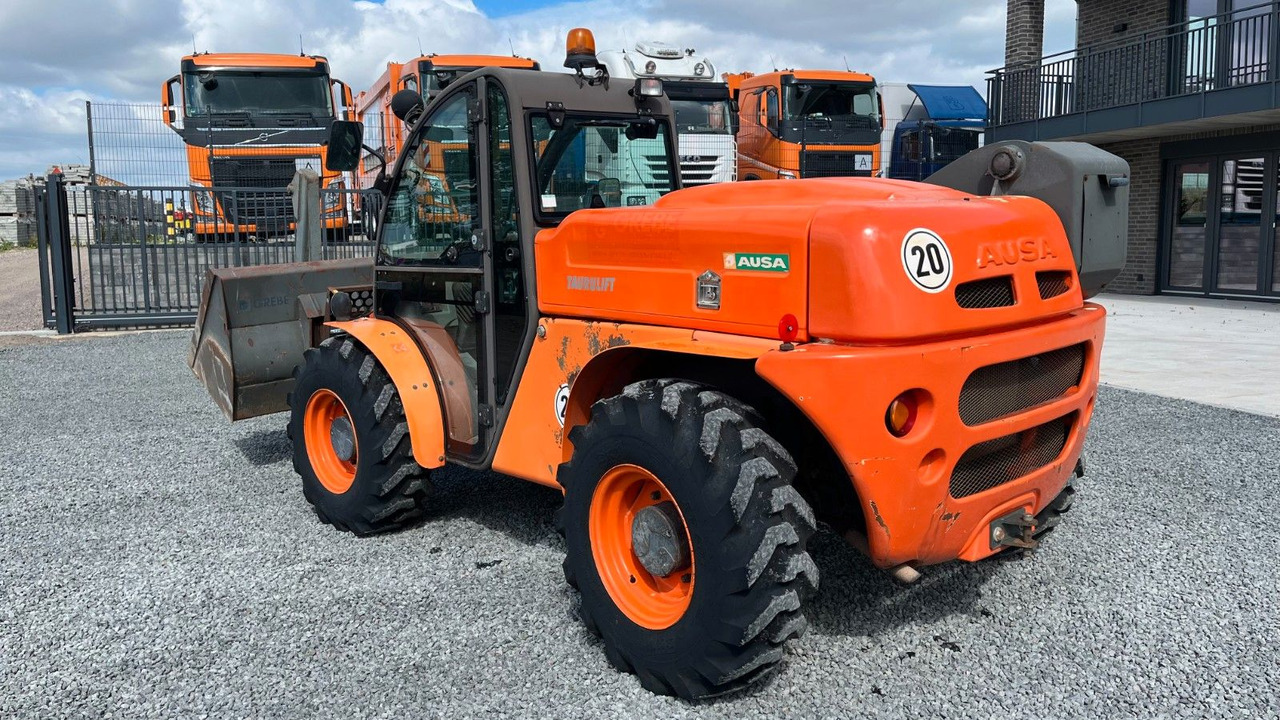 Wiellader AUSA T 276 H Teleskoplader 5100 Kg