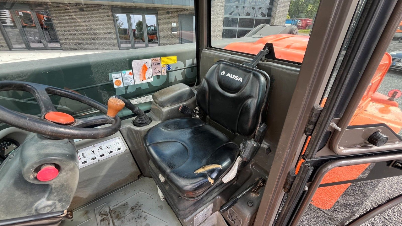 Wiellader AUSA T 276 H Teleskoplader 5100 Kg