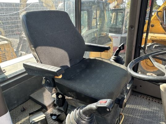 Wiellader Ahlmann AS90 Rotative 16500 € HT