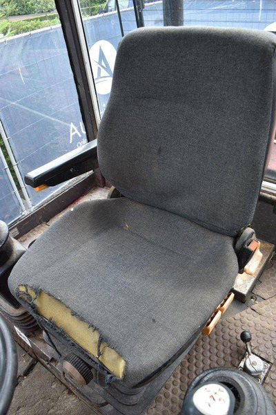 Wiellader Ahlmann AZ85