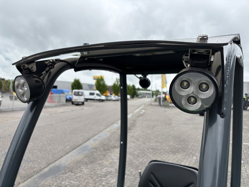 Wiellader Avant 423 TDL