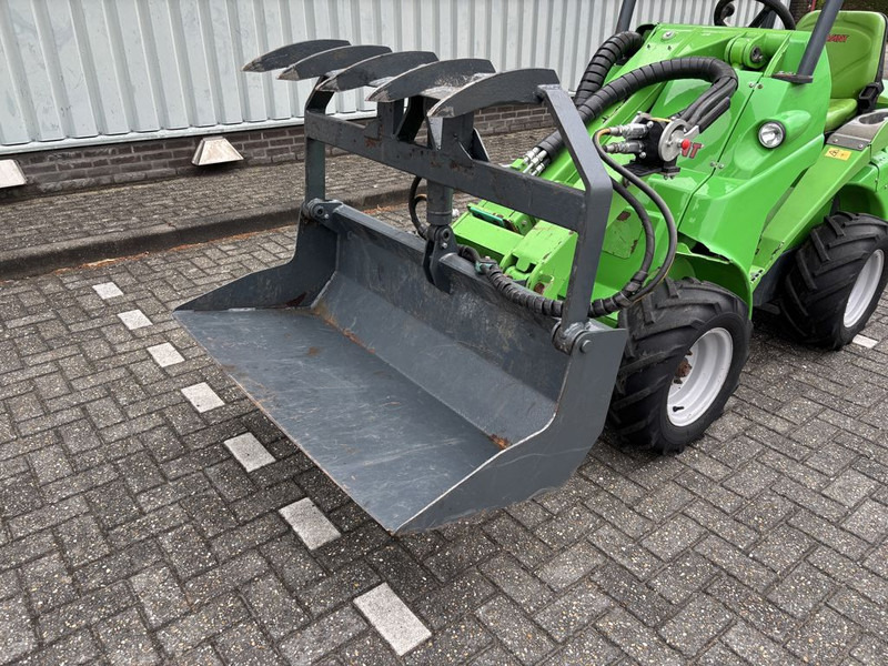 Wiellader Avant 423 TDL