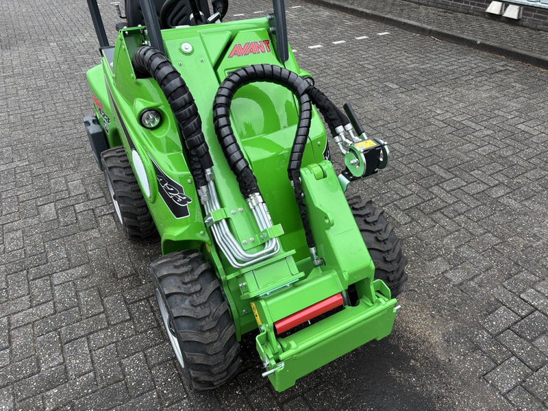 Wiellader Avant 423 TDL