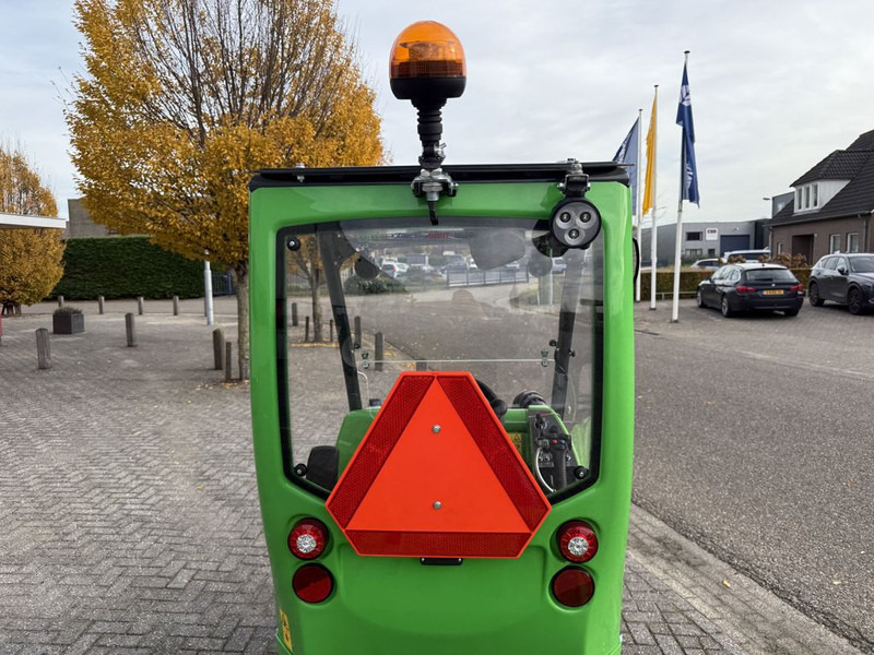 Wiellader Avant 635i TDS