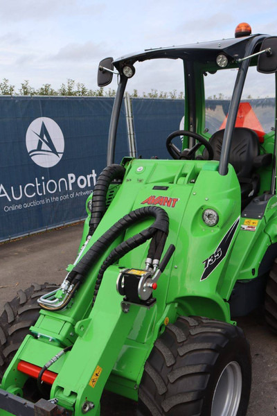 Wiellader Avant 735i TDL