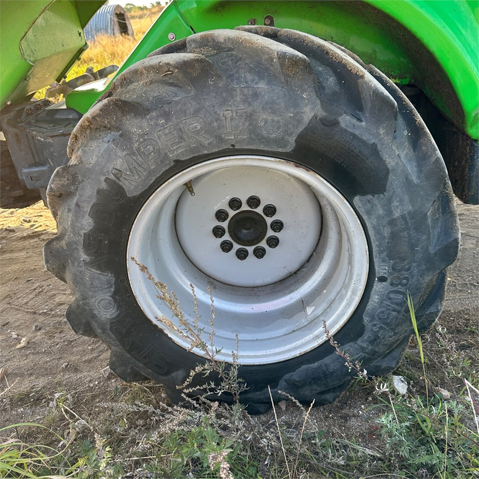 Wiellader Avant 860 i