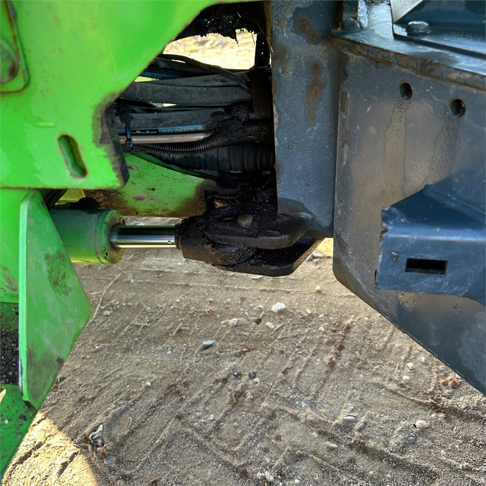 Wiellader Avant 860 i