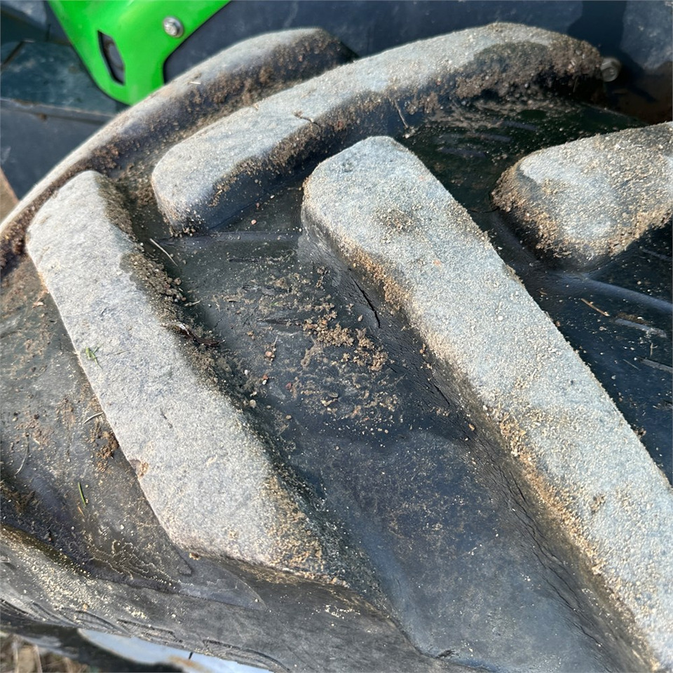 Wiellader Avant 860 i