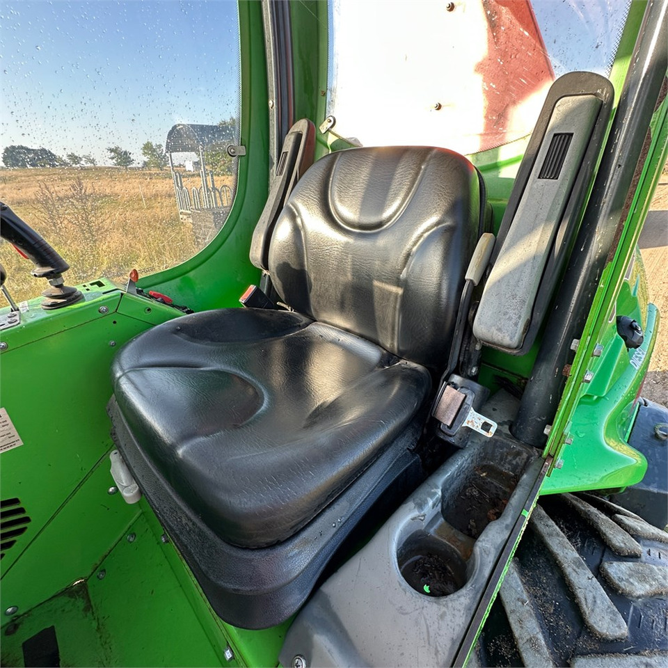 Wiellader Avant 860 i