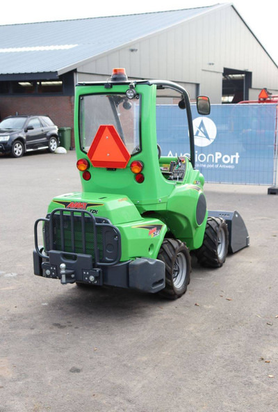 Wiellader Avant E 527 TDL