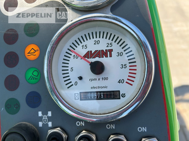 Wiellader Avant Tecno 530