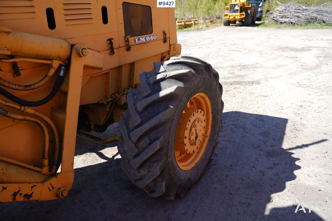 Wiellader Backhoe loader Volvo BM 840