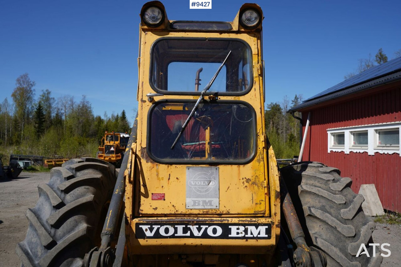 Wiellader Backhoe loader Volvo BM 840