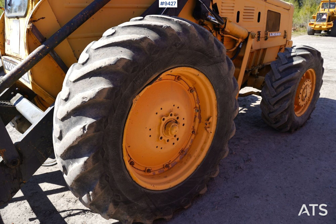 Wiellader Backhoe loader Volvo BM 840