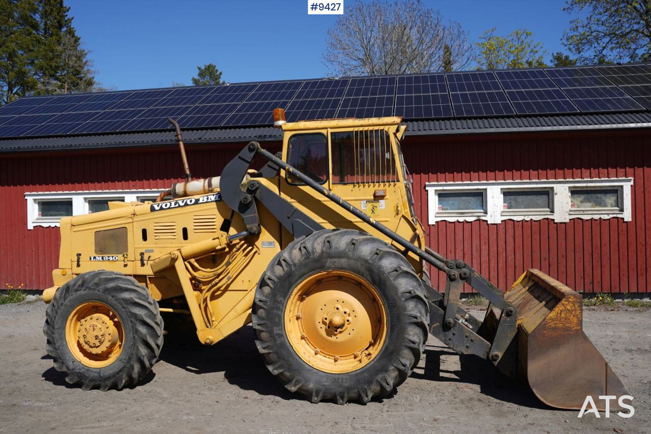 Wiellader Backhoe loader Volvo BM 840