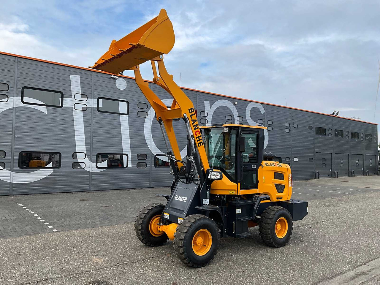 Wiellader Blanche TW36