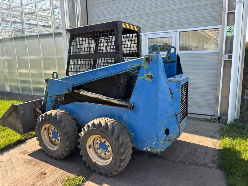 Wiellader Bobcat 825