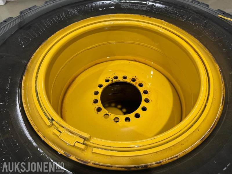 Wiellader Bridgestone hjulsett til - Cat 930M